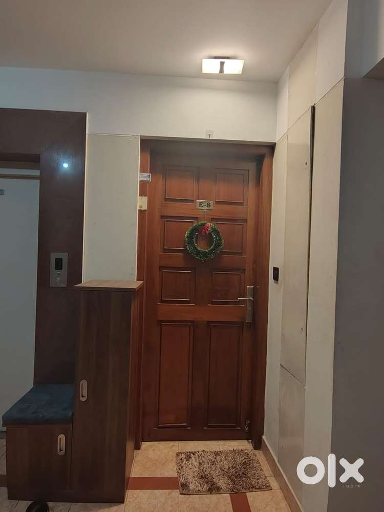 3BHK Fully Furnished premium flat for rent at Kowdiar Jawahar Nagar