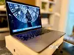 MacBook Pro i5  Touch Bar  13” Compact  Cycle 127