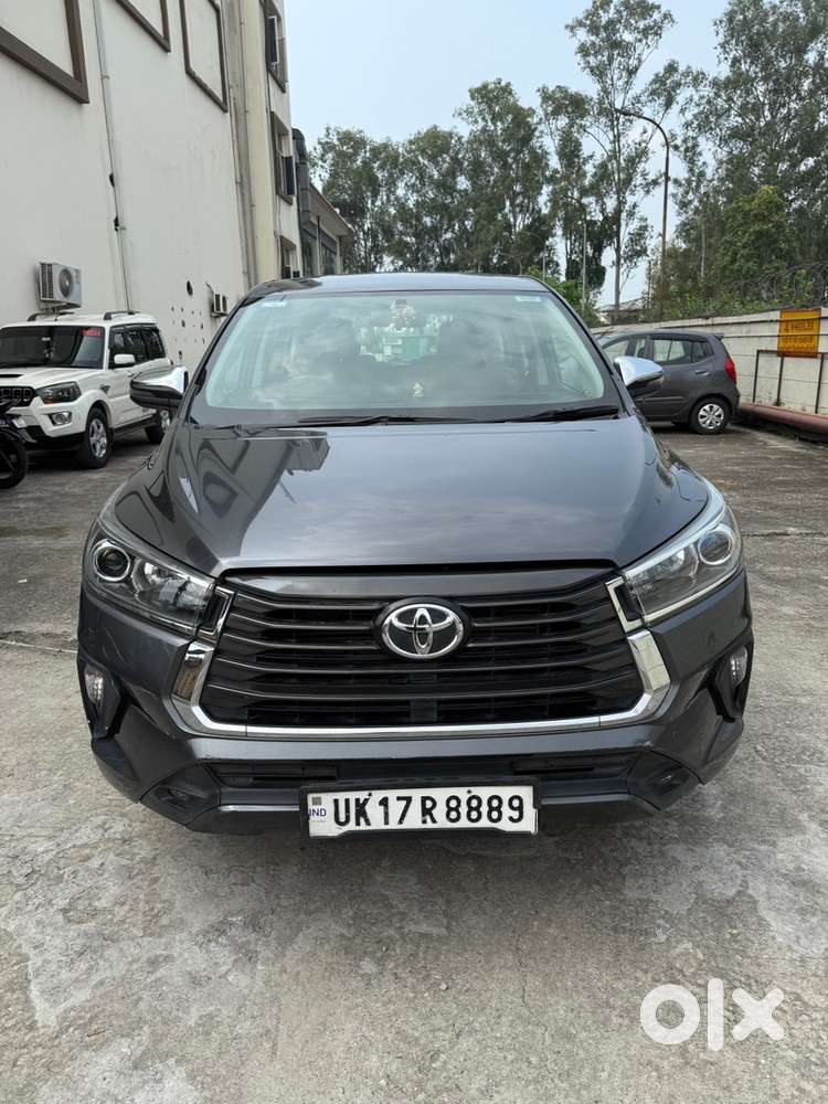 Toyota Innova 2022 Diesel Well Maintained
