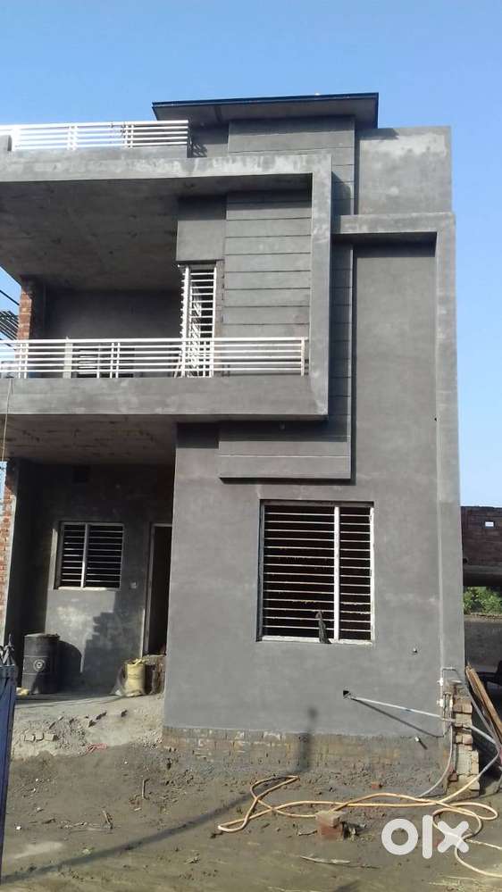 OWN DUPLEX HOUSE 2BHK 90SQYDS IN A GATED COMMUNITY FOR SAL E(DUVVADA)