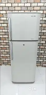 Samsung white colour 270 litre double door refrigerator