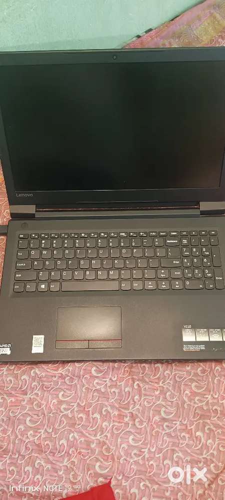 ये laptop बेचना है working में है नया ले लिया है इस लिए