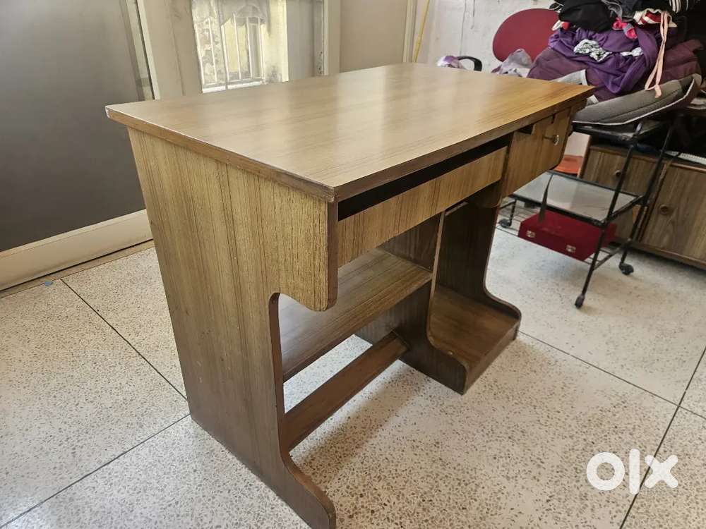 Computer table and chair for sale