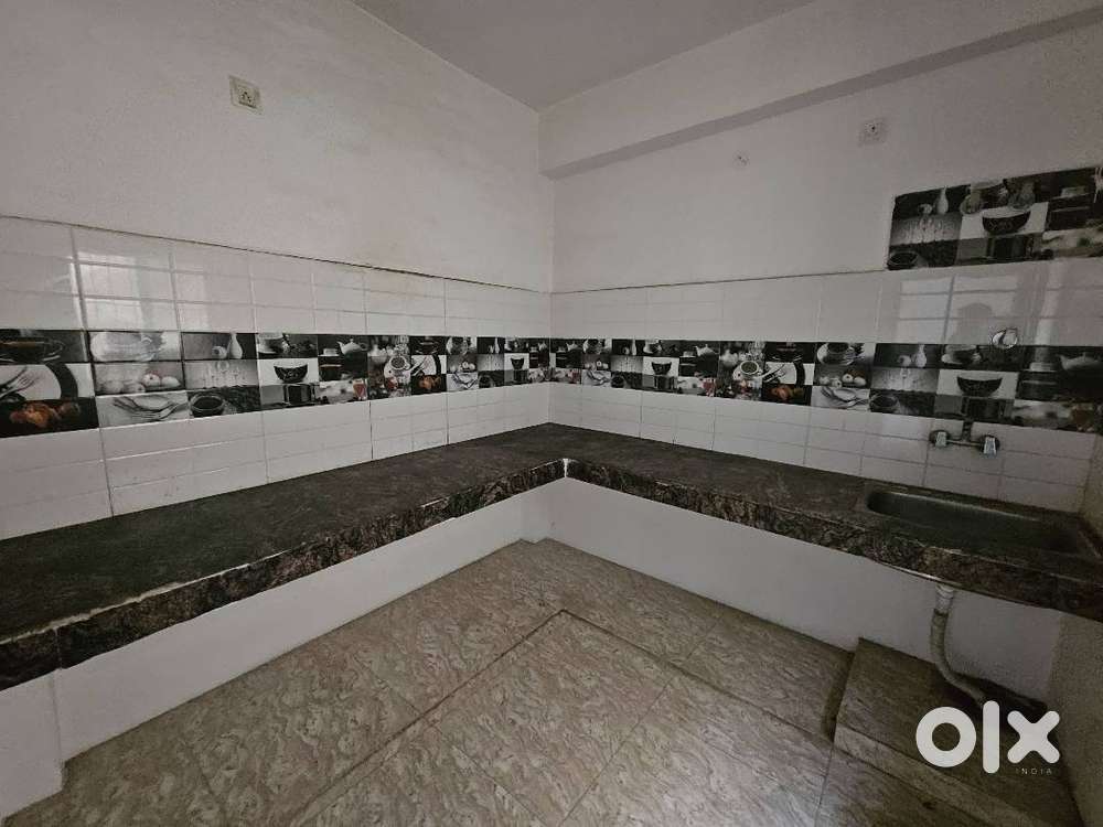 2 bhk flat for rent in prime location.