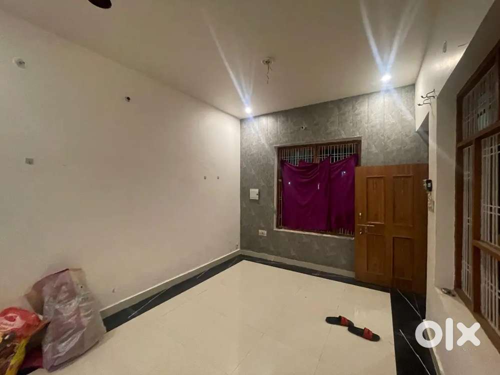 Only One set room with saperate washroom for rent