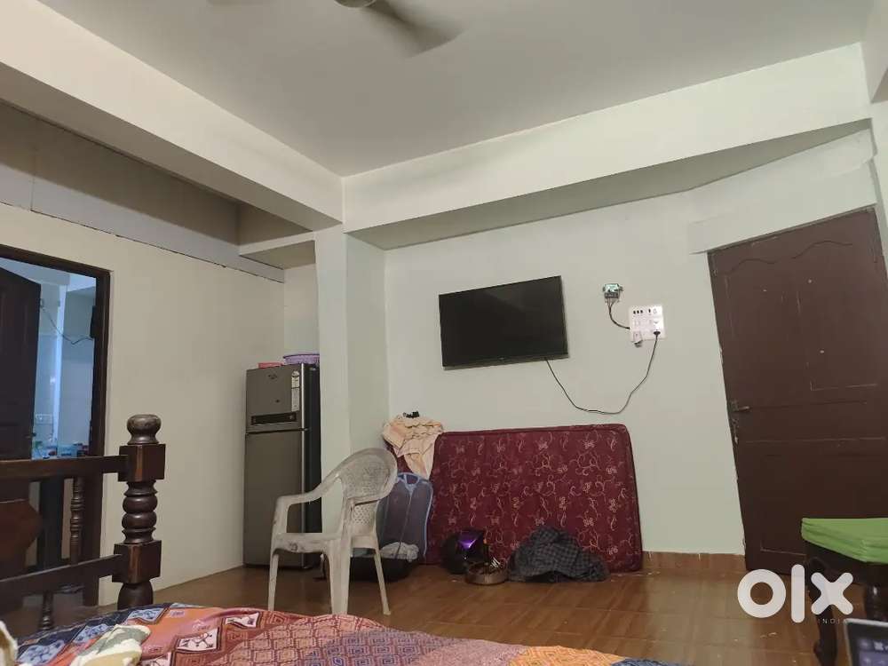 Only for bachelor boy or girl. There is a boy staying already.