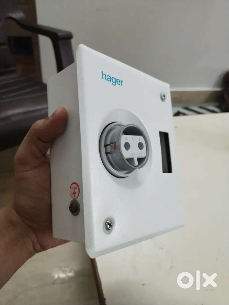 Metal Clad A/c Box with Top