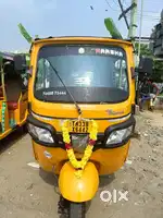 CNG Single hand use totally 13000 driven company service