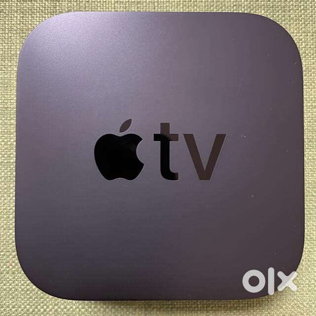Apple TV 32GB 4K HDR A1842 With Remote