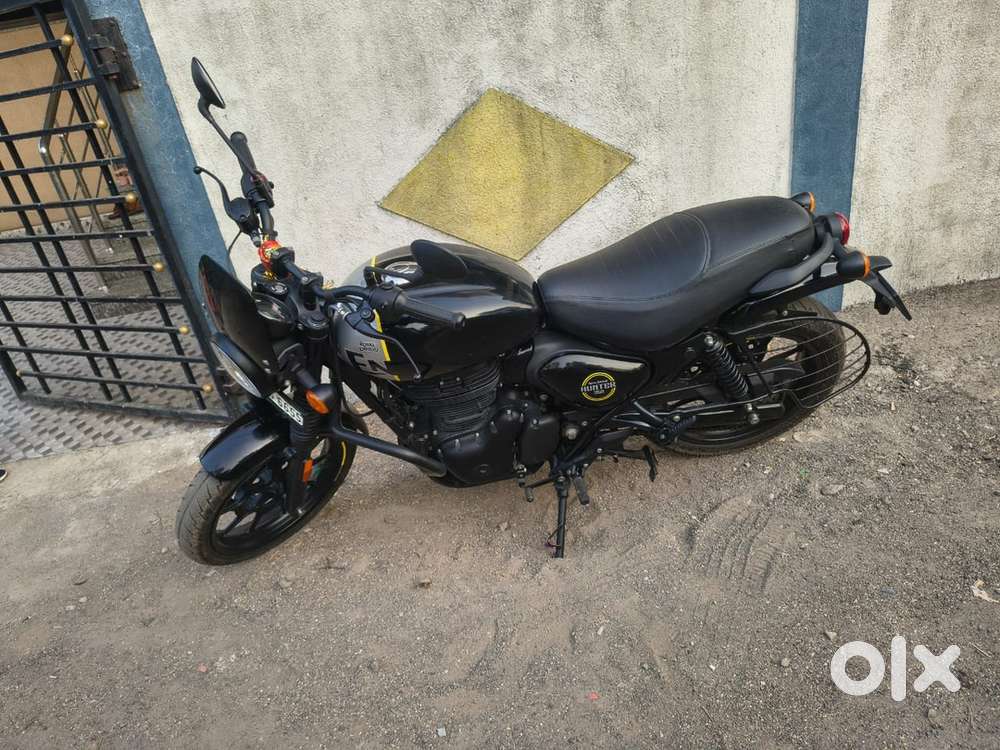 Selling my Royal enfield Hunter 350  only 3600km driven