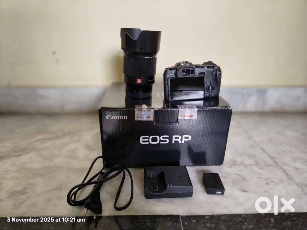 Canon EOS RP body 85mm lence