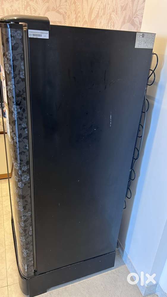 Fridge 192L in excellent working conditions available for sale