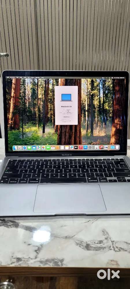 Apple Macbook Air 2020 series