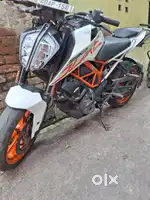 KTM DUKE 390 all paper ok in brand new condition