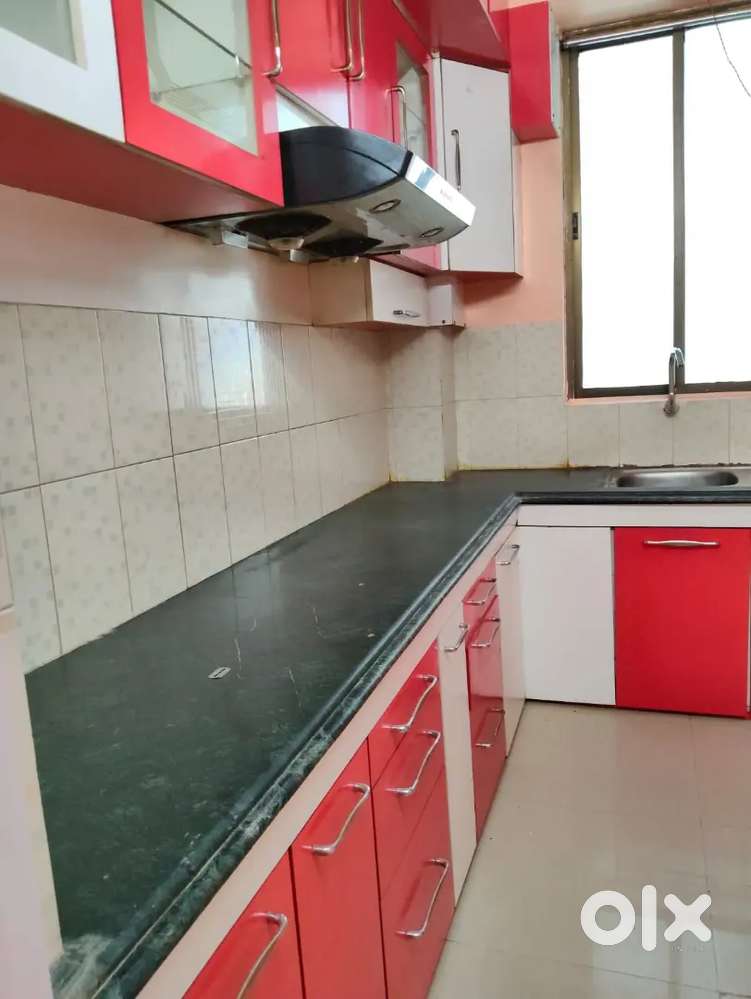 Fully independent tiles floor 1bhk flat at down town near Bus stop.