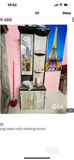 Dressing table