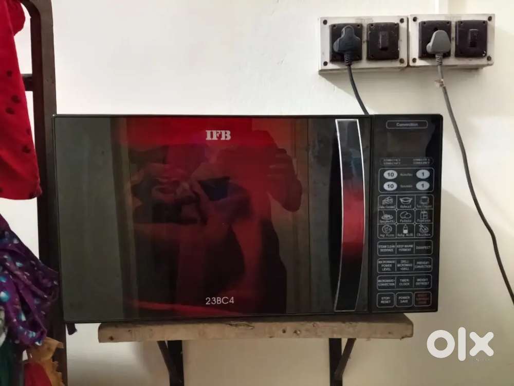 IFB microwave 23 L