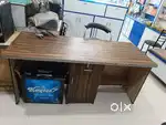 Computer table
