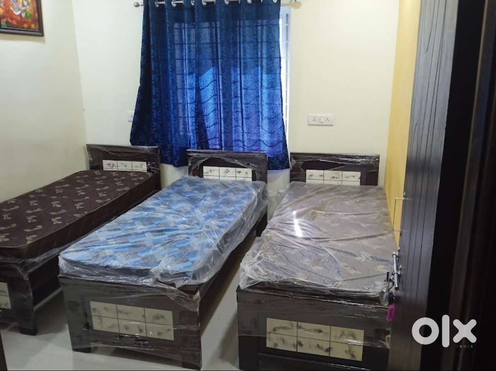 Hostel on lease (Ugrent) Prime location:Gachibowli