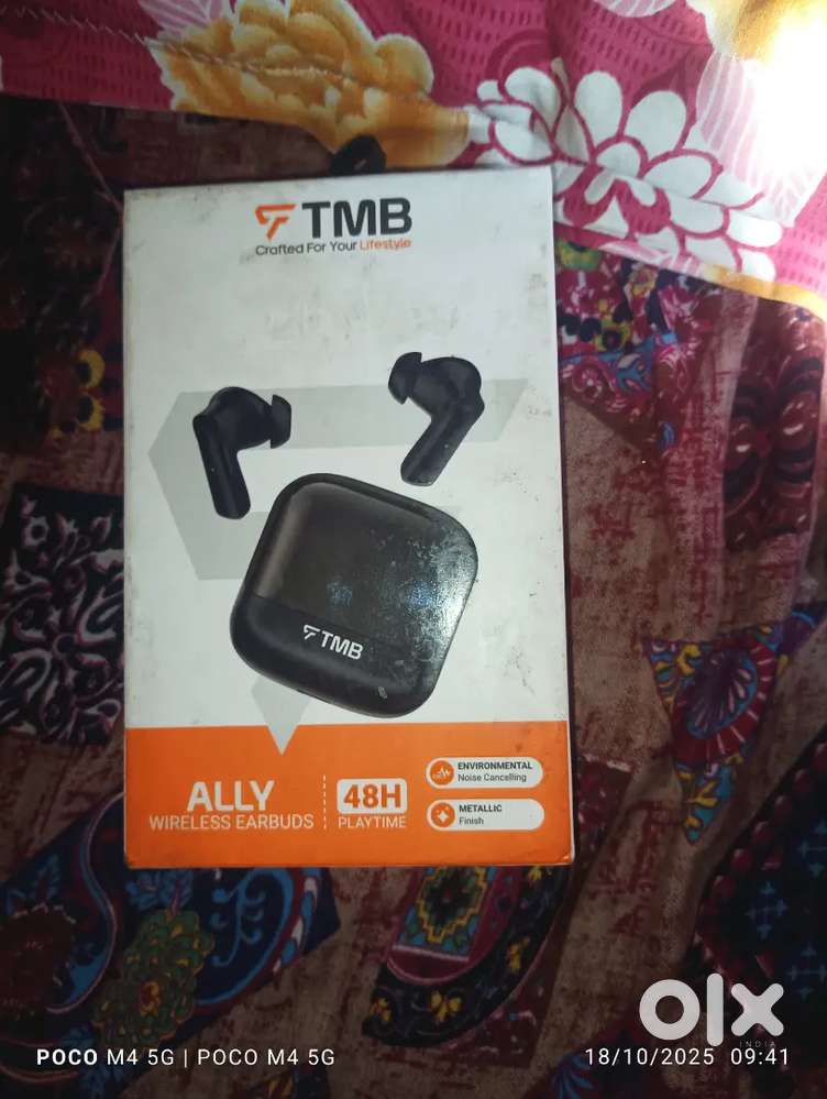 Earbud only ₹899