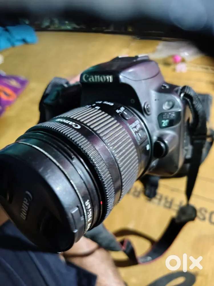 Canon 200d