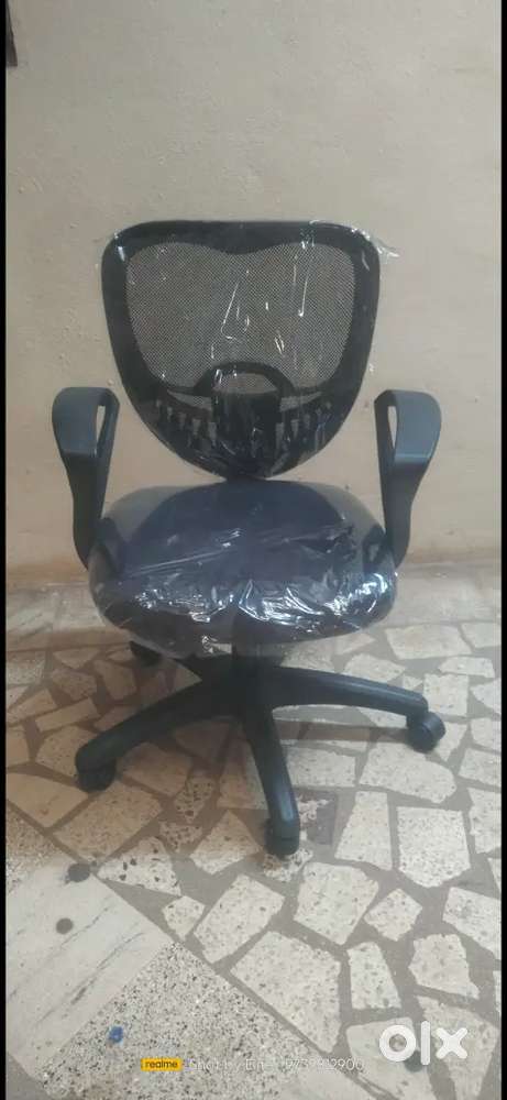 Office Chair & Visitors Chairs & Office Tables