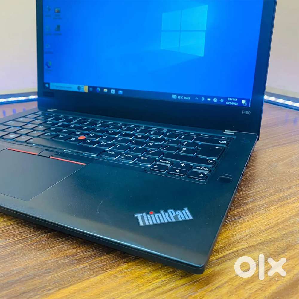Lenovo Thinkpad i5 8th T480 256GB 8GB RAM GenIntel UHD Graphics 620
