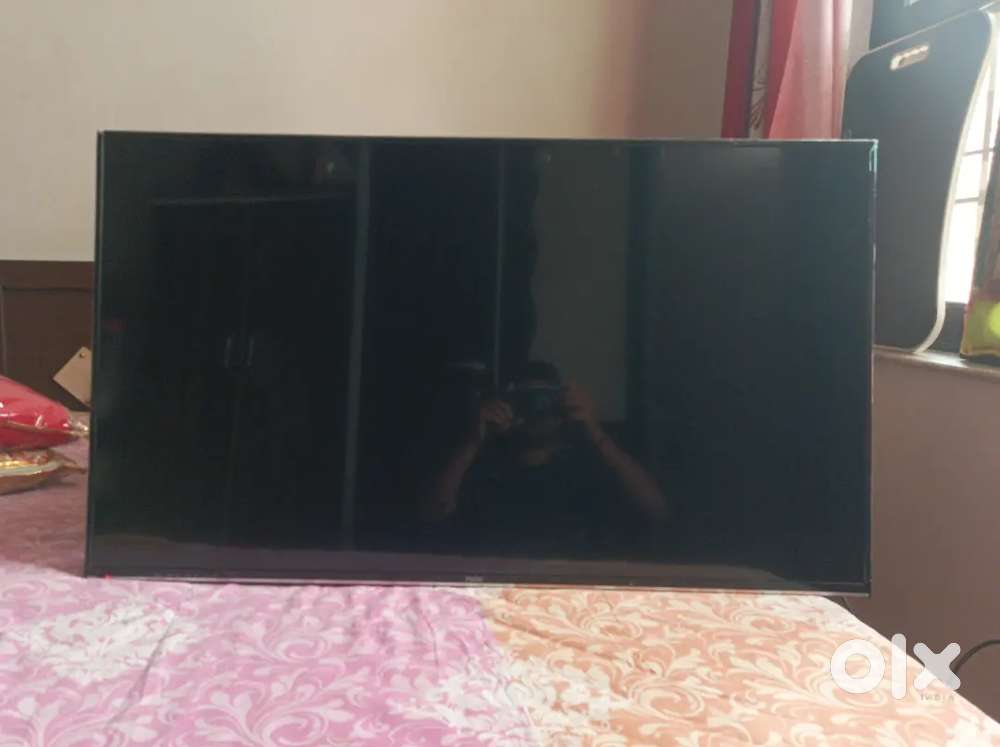 Haier led model LE42B9000