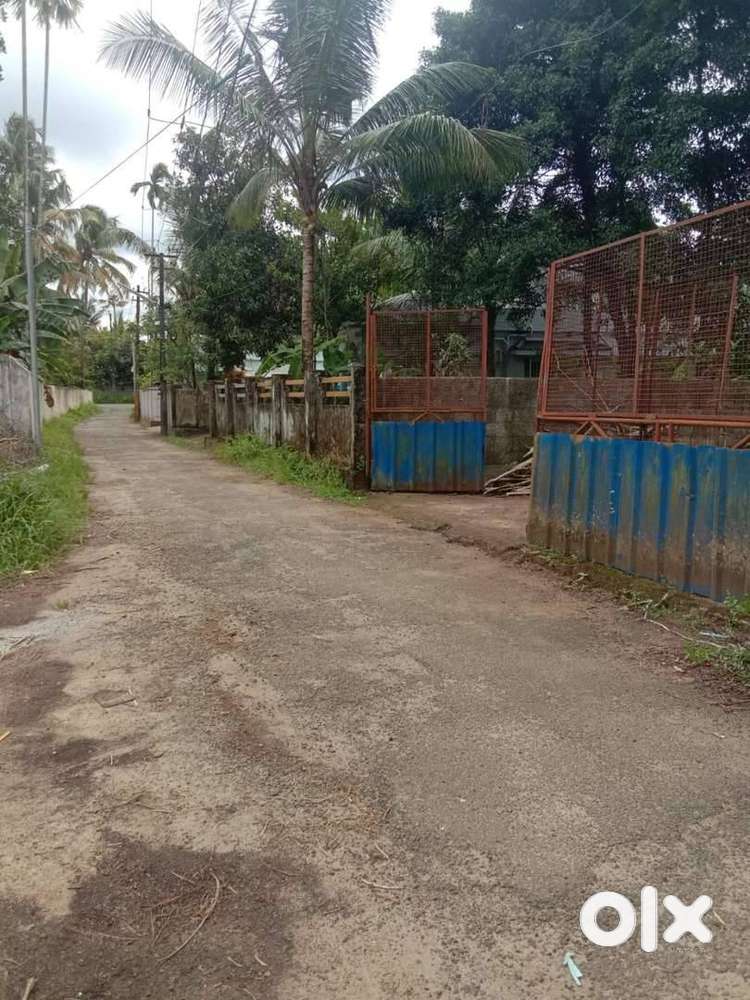 WORKSHOP FOR RENT – KAITHARAM (Near Kaitharam School)