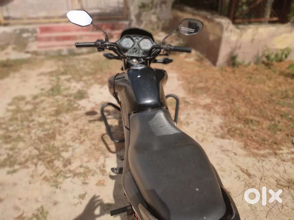 Honda livo 2015
