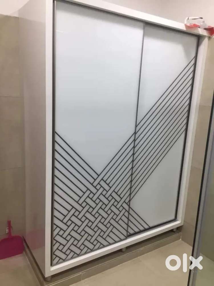 फलेट कंप्लीट तैयार करके देंगे फर्नीचर ऐंड ओल वकॅ समाधान