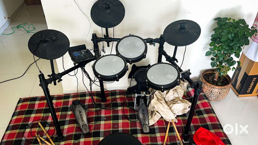 Alesis Nitro Max Ekit 2023