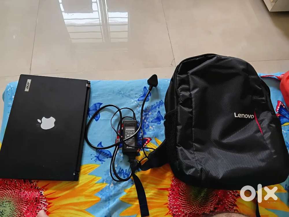 Acer Core i5 7th Gen. 256GB HD 8GB RAM Laptop With Bag & Charger