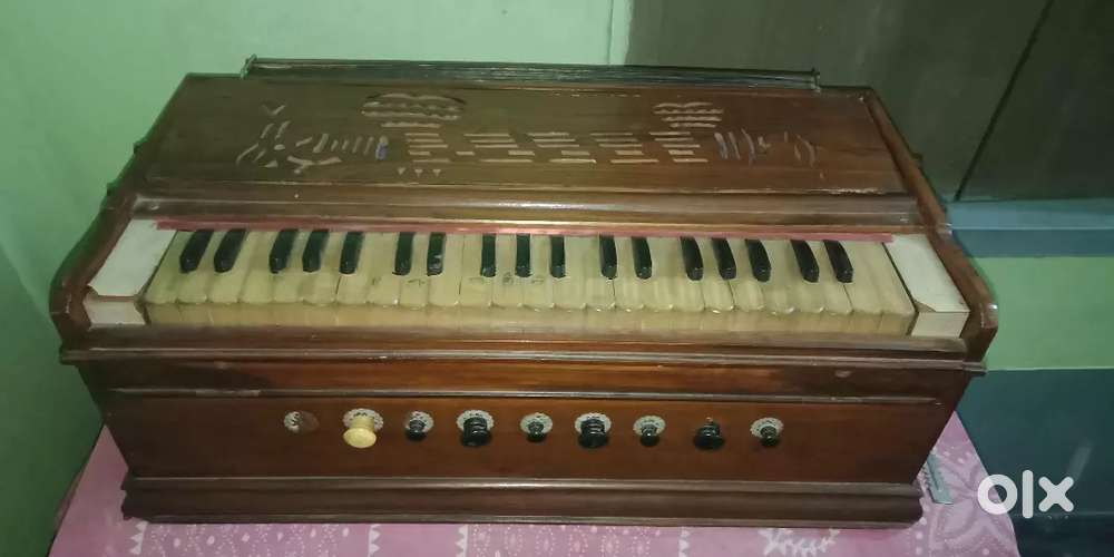 Harmonium full ok condition