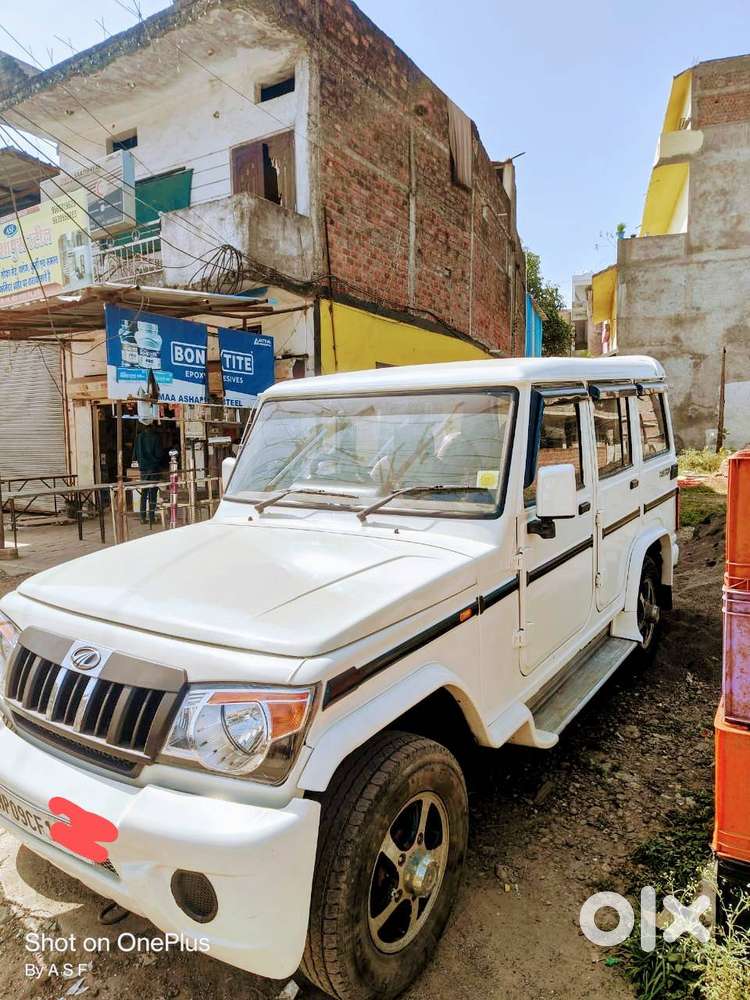 Mahindra Bolero slx 2012 2nd owner insurance raning no accidental mp09