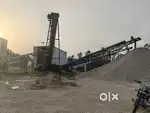 Running stone crusher