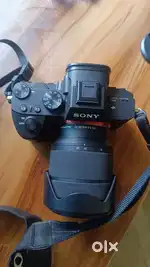 Sony Alpha ILCE-7M3K Full-Frame 24.2MP Mirrorless Digital SLR Caera