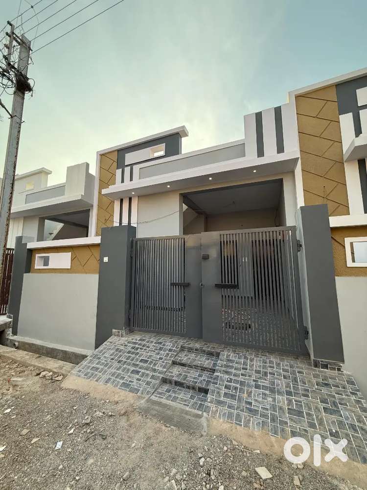 Borsi k prime location me 2 bhk house for sell Rode se 50 mt