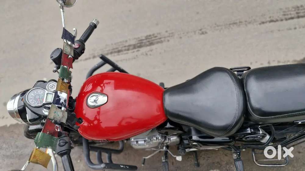 Royal Enfield Classic Reborn No Work Needed, Brand New Tires & Chain!