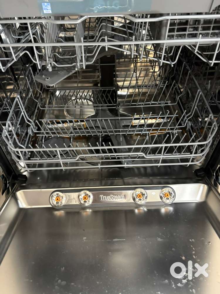 LG Dishwasher. Brand new!! Not been used anytime.