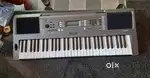 Keyboard Yamaha PSR i300