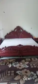 Fully furnished room set in best location