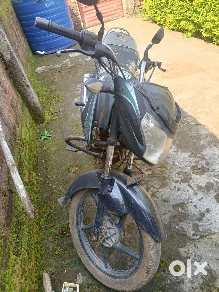 Bajaj XCD135 for sale.