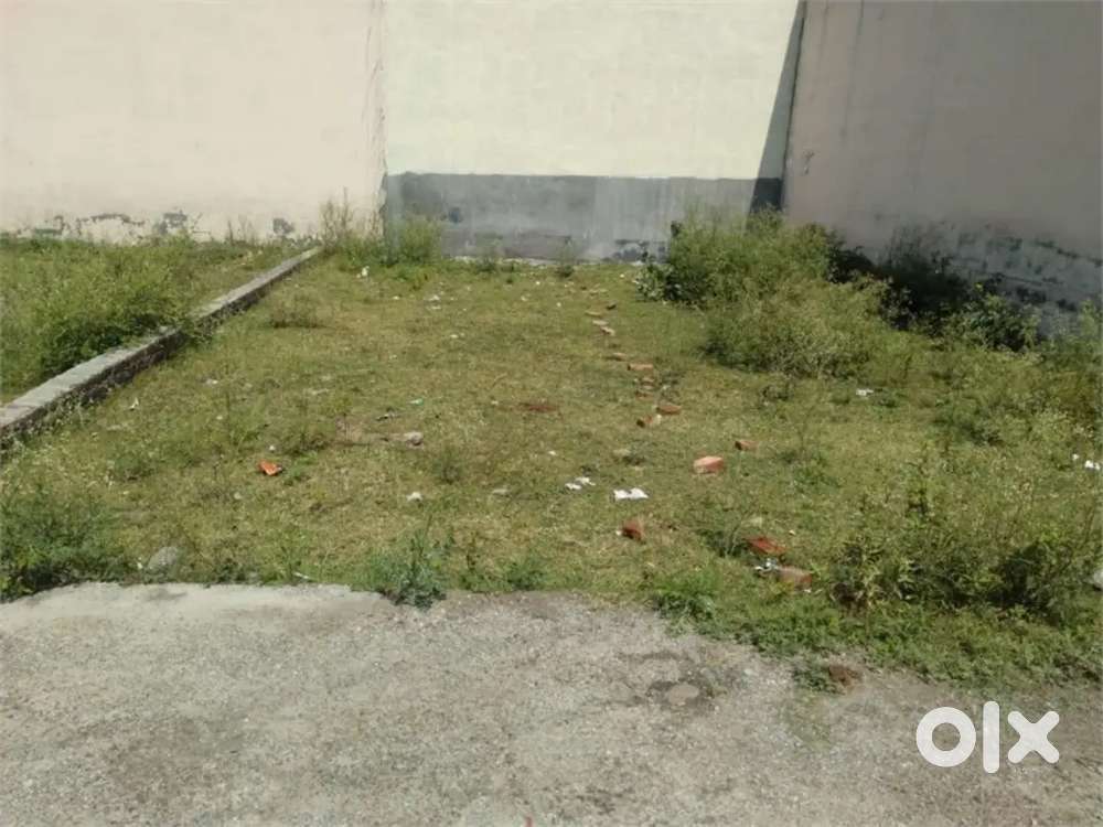 Good Market Area Near prabhat nagar road shahganj