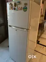 LG Auto Defrost Double Door 330 litre Refrigerator