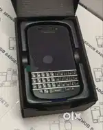 Blackberry Q10 handsets totally unused packed mobile phone
