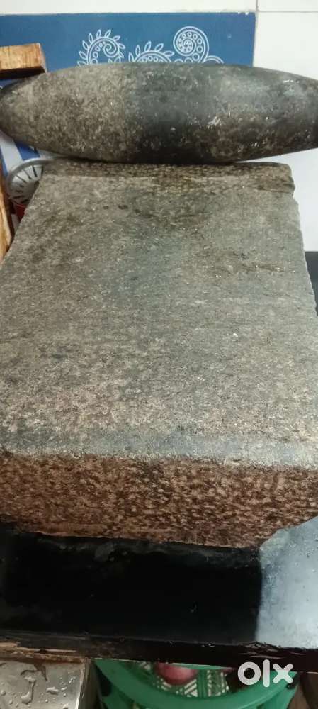 அம்மி குழவி