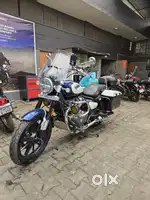 Super Meteor 650. Pampered with all company record. Fully loaded.