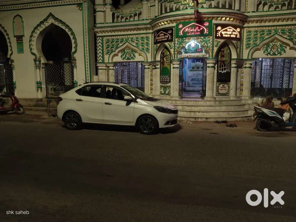 Sedan car rent provider