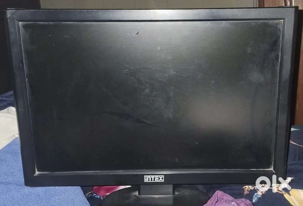 Intex brand excellent condition lcd 17:43cm